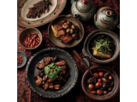 广西多民族聚居地，酸辣鲜美饮食文化独特