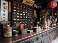 老中医的神秘药柜与不传之秘