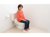 医生提醒：预防心脑血管病，老人洗脚要注意这三点