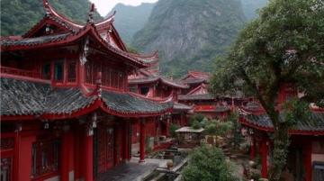 百果园“教育消费者”引争议,加盟商吐露心声:利润微薄、压榨严重