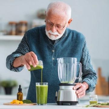 老年人养生之道：科学饮食策略与快乐生活指南