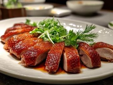 广东人养生晚餐推荐：沙姜焗鸡腿配莲藕排骨汤