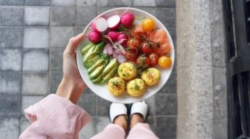 探索保持身心健康的秘诀：饮食、运动与作息建议